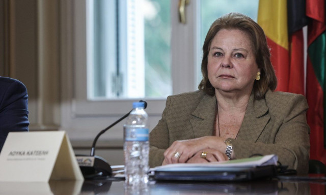 Τα «μαθηματικά» της προεδρικής εκλογής φέρνουν κοντά ΣΥΡΙΖΑ - Νέα Αριστερά