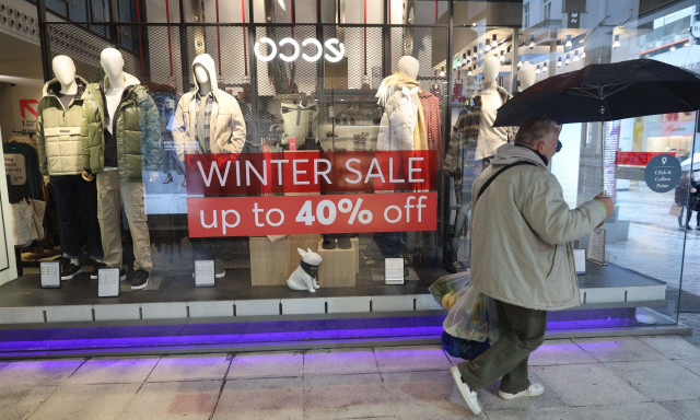 Χειμερινές εκπτώσεις: Ανοιχτά καταστήματα την Κυριακή 19 Ιανουαρίου