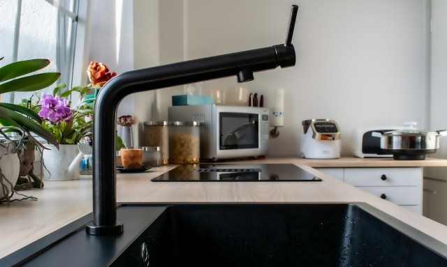 Αυτό είναι το καλύτερο κόλπο για να ξεβουλώσετε τους νεροχύτες