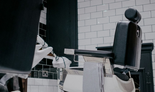 Βόλος: Έκλεψε 4.470 ευρώ από το κομμωτήριο της φίλης της και τα έκρυψε στο… εσώρουχο