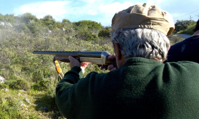 Σοβαρό ατύχημα στην Αχαΐα: Κυνηγός πυροβόλησε κατά λάθος 55χρονο στη Ροδοδάφνη