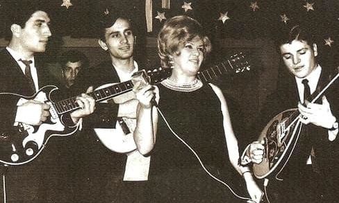 Γιώργος Νταλάρας: «Όταν τραγουδάει η Καίτη Γκρέυ, όλοι σωπαίνουμε»