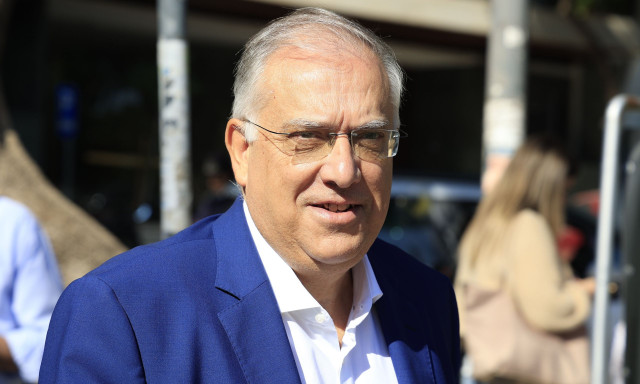 Θεοδωρικάκος: «Συνεχίζουμε τη μάχη για να ρίξουμε τον πληθωρισμό στα τρόφιμα»