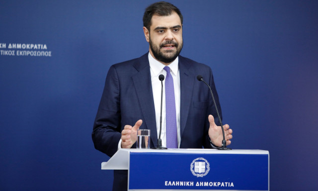 Μαρινάκης: Το νέο λιμάνι στη Σαντορίνη, το πρόγραμμα «Σπίτι μου» και το Ουκρανικό