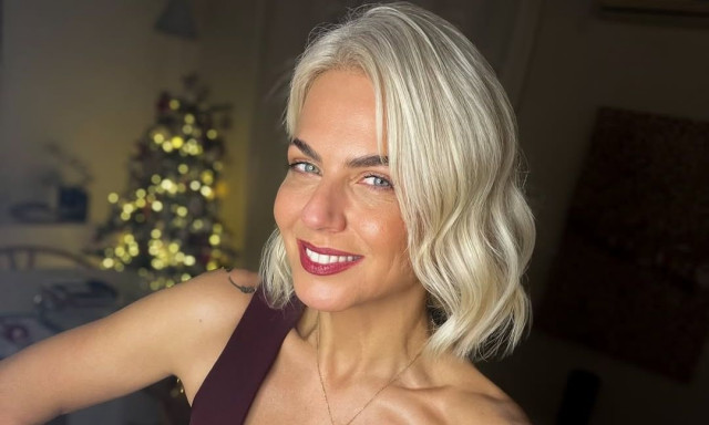 Χριστίνα Κοντοβά: Στιγμιότυπα από το ταξίδι της στην «πατρίδα του Δράκουλα» με τις αδερφές της