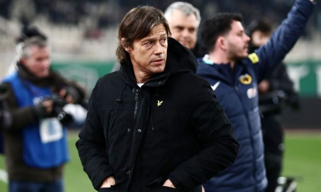 ΑΕΚ - Αλμέιδα: «Κάποιοι περιμένουν να γονατίσουμε, αλλά εμείς θα παλέψουμε μέχρι τέλους»