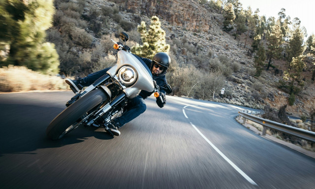 ΕΛΑΣ: Μηδενική ανοχή στη μη χρήση κράνους - Εντατικοί έλεγχοι σε όλη τη χώρα