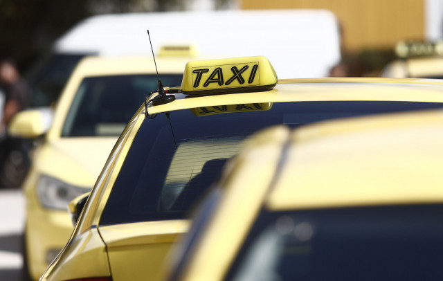 Χωρίς ταξί για έξι ώρες σήμερα η Αθήνα – Πότε «τραβούν» χειρόφρενο
