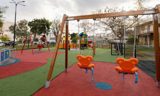 Κέρκυρα: Απεγκλώβισαν 13χρονη – Είχε σφηνώσει σε βρεφική κούνια