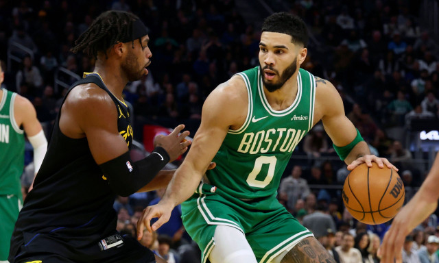 NBA: Ισοπέδωσαν με 40άρα τους Ουόριορς οι Σέλτικς - Τα highlights