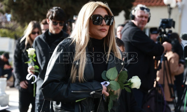 Καίτη Γκρέυ: Η Αγγελική Ηλιάδη στο πλευρό της - «Την ακολουθούσα παντού», έλεγε η τραγουδίστρια