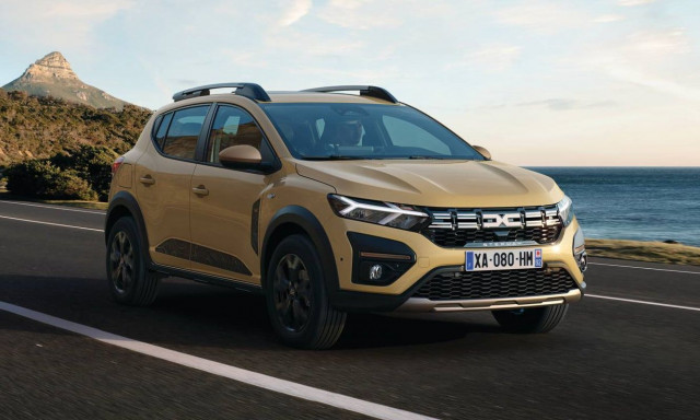Το Dacia Sandero θα γίνει ηλεκτρικό το 2027