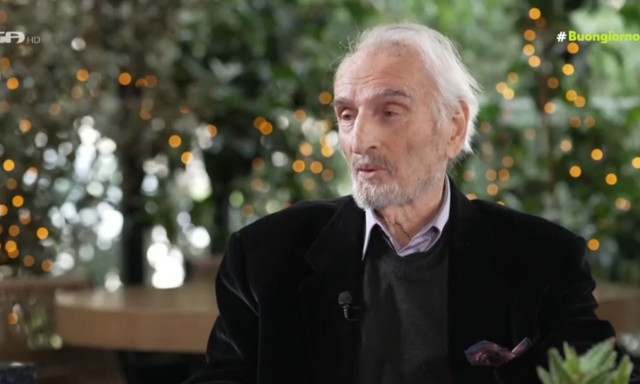 Νικήτας Τσακίρογλου: «Στο θέατρο έχω αρκετά χρόνια, δεν τα μετράω - Είμαι ευτυχής και χορτασμένος»