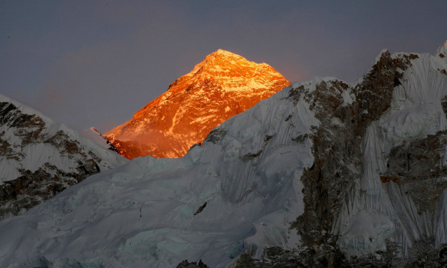 Δύο μυστικά βουνά της Γης 100 φορές ψηλότερα από το Έβερεστ μπερδεύουν τους επιστήμονες