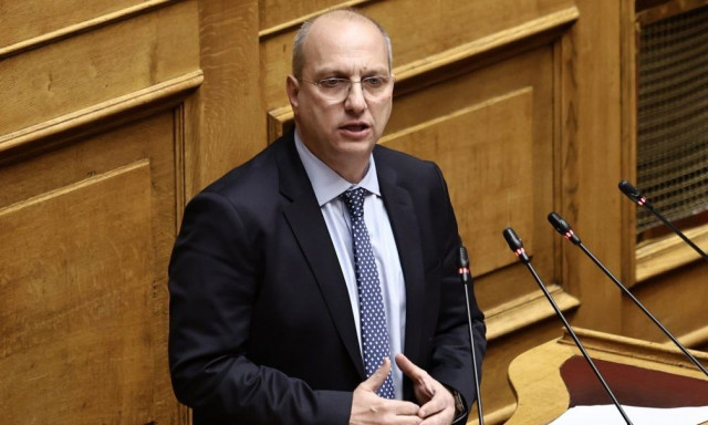 Οικονόμου στη Βουλή: Παραλήρημα χυδαιότητας της Ζωής Κωνσταντοπούλου, επιτομή άθλιων πρακτικών