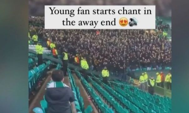 Πιτσιρικάς οπαδός της Σέλτικ πάει να συγχαρεί τους φιλάθλους της αντίπαλης ομάδας και αποθεώνεται