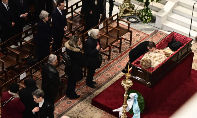 Αρχιεπίσκοπος Αναστάσιος: Έως τις 10:00 το λαϊκό προσκύνημα - Την Τρίτη το σκήνωμά του στην Αλβανία