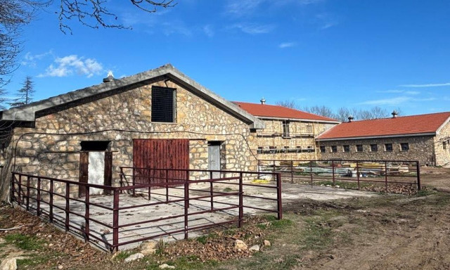 ΥΠΠΟ: Εξελίσσονται οι εργασίες για τη δημιουργία έκθεσης, στο κτήριο του Νέου Βουστατσίου στο Τατόι