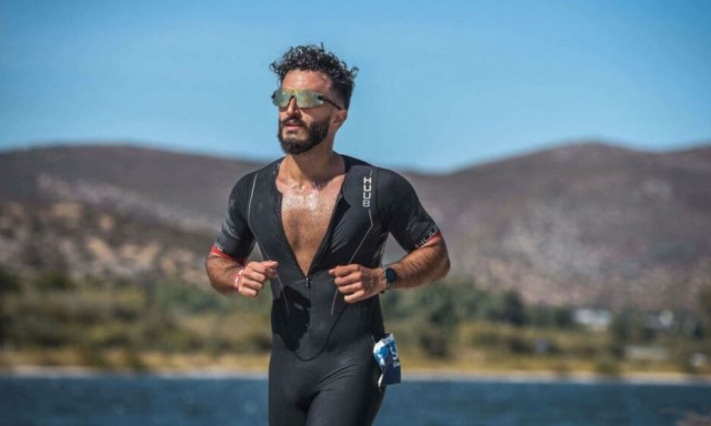 Γιώργος Μούλος: Ο Ελληνοαυστραλός που περπάτησε την Ελλάδα για καλό σκοπό και μπήκε στο «Γκίνες»