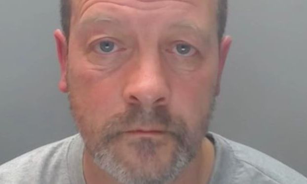 Φρίκη στη Βρετανία: Μαχαίρωσε θανάσιμα την 14χρονη κόρη του σε ενα παιχνίδι «φρίκης»