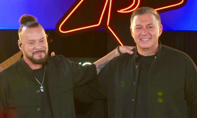 Δάντης και Μακρόπουλος ερμηνεύουν μαζί το «Χειμώνας είναι»!