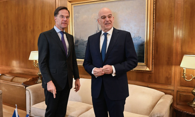 Τηλεφωνική επικοινωνία Δένδια – Ρούτε εν όψει της Συνόδου Υπουργών Άμυνας του ΝΑΤΟ