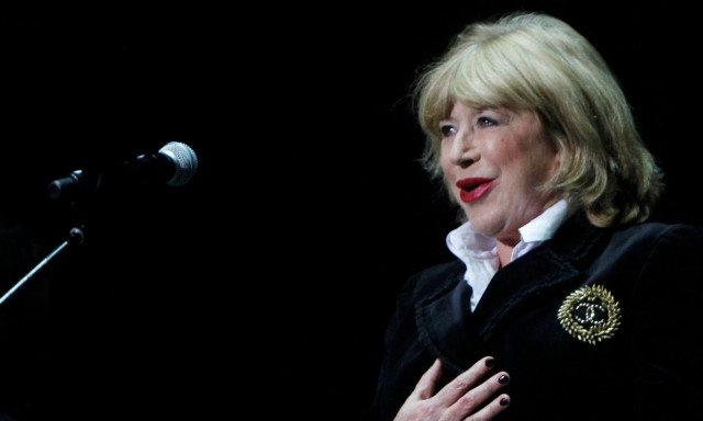 Πέθανε η τραγουδίστρια Marianne Faithfull