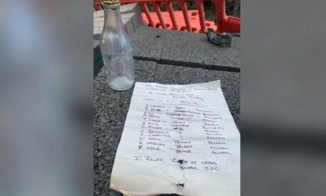 Μήνυμα σε μπουκάλι από το 1973 βρέθηκε σε εργοτάξιο πρώην κολυμβητηρίου