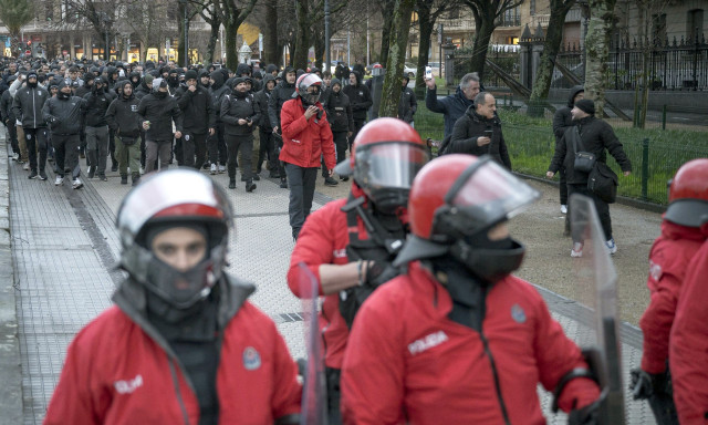 Σύλληψη τριών Ισπανών για επίθεση σε οπαδό του ΠΑΟΚ
