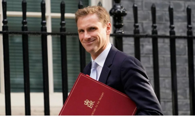 Βρετανία: Σάλος από δήλωση σκιώδη υπουργού των Τόρις που υπονοεί ότι οι Βρετανοί ειναι τεμπέληδες