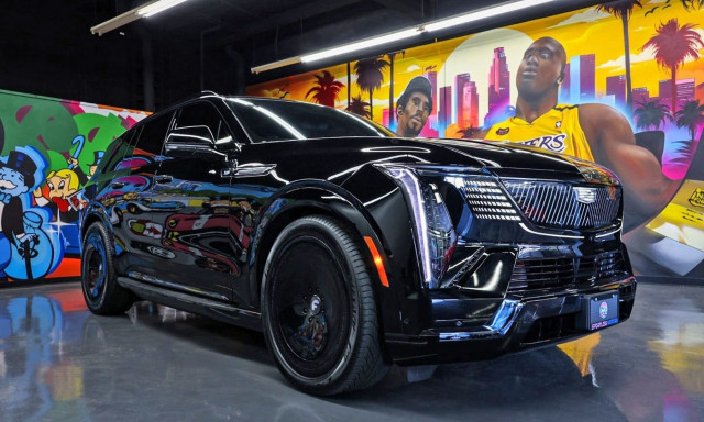 Το καινούργιο αυτοκίνητο του Shaq είναι τεράστιο σε όλα!