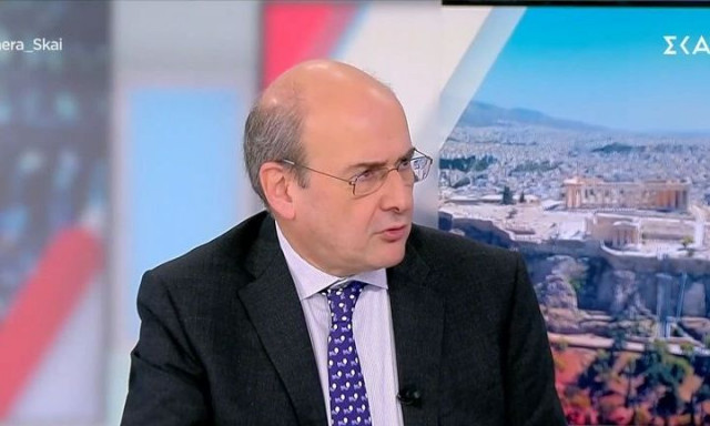 Χατζηδάκης: Θα ήταν πολιτικά βλακώδες να κάνουμε συγκάλυψη στα Τέμπη