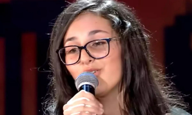 Κλαυδία: Η πρώτη τηλεοπτική της εμφάνιση σε ηλικία 15 ετών