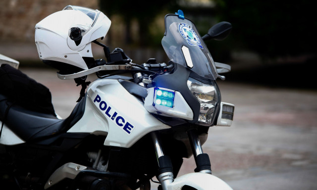 Μοτοσικλετιστές χωρίς κράνος και μπαράζ παραβάσεων στους δρόμους της Αττικής