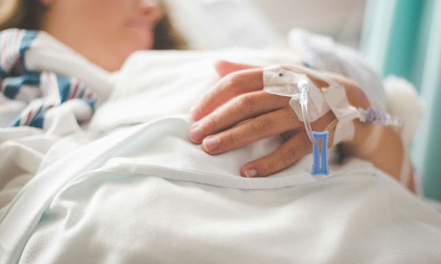 Μηνιγγίτιδα: Κλίμα τρόμου στην Πάτρα με τα απανωτά κρούσματα