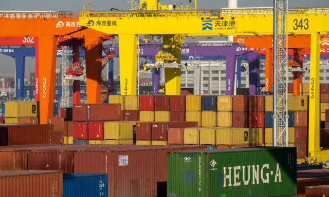 Καναδάς: Απαντά στον Τραμπ με δασμούς 25% σε εισαγωγές αμερικανικών προϊόντων