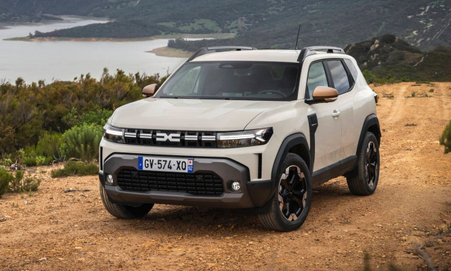 Dacia: Το 2024 ήταν η χρονιά βραβεύσεων του Duster