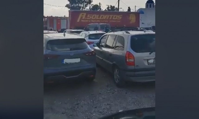 Σεισμοί - Σαντορίνη: «Κολλημένοι» στην Καλντέρα οι κάτοικοι - Δεν τους επιτρέπουν να πάνε στο λιμάνι