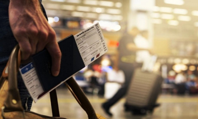 Γιατί οι αεροσυνοδοί αφήνουν σημειώσεις στα δωμάτια των ξενοδοχείων για τους μελλοντικούς επισκέπτες