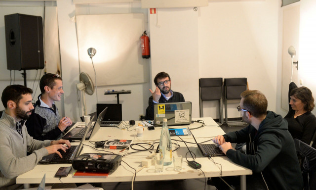 Η επανάσταση της Ισπανίας: Η κυβέρνηση πιέζει για 37,5 ώρες εργασίας χωρίς μειώσεις μισθών