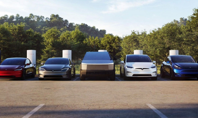 Ποια είναι η στρατηγική της Tesla για το άμεσο μέλλον;