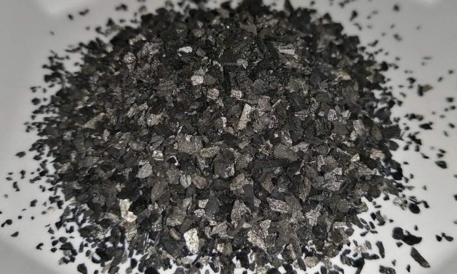 «Φως» στην καταπολέμηση της βιομηχανικής ρύπανσης - Μετατράπηκαν τοξικά βαρέα μέταλλα