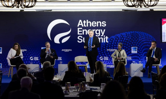 Υπεράκτια αιολικά πάρκα: «Κάντο όπως με το πετρέλαιο»