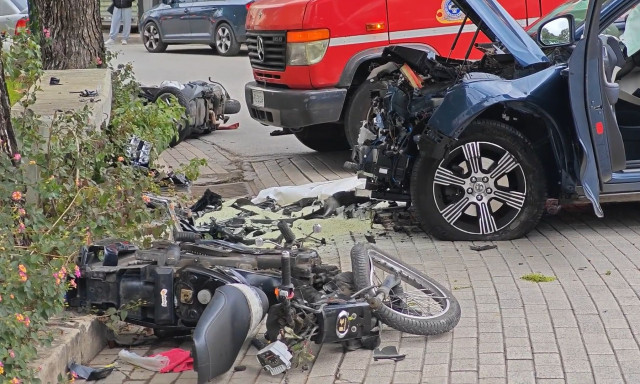 Τραγωδία στο Ψυχικό: Τούμπαρε αυτοκίνητο - Ένας νεκρός, πέντε τραυματίες