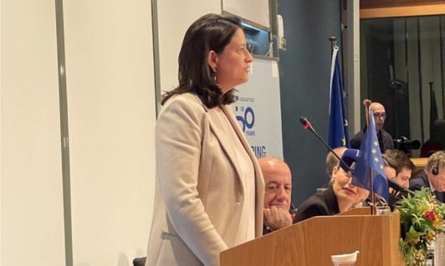 Κεραμέως: «Μεγαλύτερη από ποτέ η ανάγκη της διά βίου μάθησης»