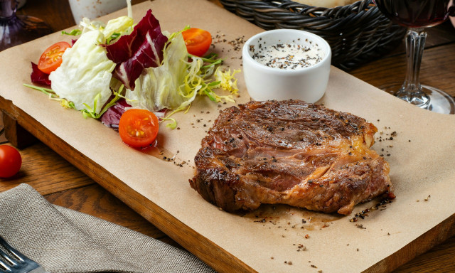 Αυτά τα τρία τρόφιμα δεν πρέπει να πλένετε πριν τα καταναλώσετε