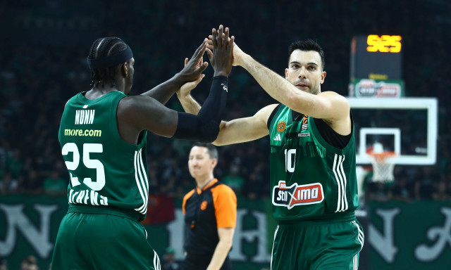 Παναθηναϊκός Aktor: Παίρνουν… φωτιά Σλούκας και Ναν όταν η μπάλα «καίει»