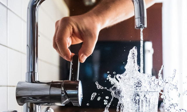 Αποκλειστικό: Ακατάλληλο για κατανάλωση το νερό σε Βέλο, Βραχάτι, Ζευγολατειό και Κοκκώνι Κορινθίας