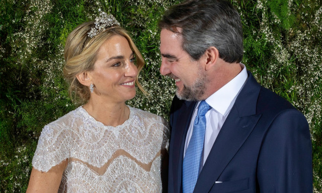 Γάμος Ντε Γκρες - Βαρδινογιάννη - πάτερ Αλέξανδρος: «Έγινε με το Βυζαντινό τυπικό»