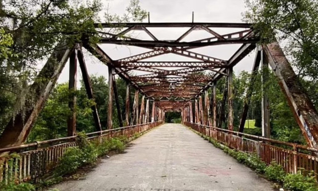 «Πόλη-φάντασμα» για 55 χρόνια που «χτυπήθηκε» από τραγωδίες, ανακαλύφθηκε από τα social media